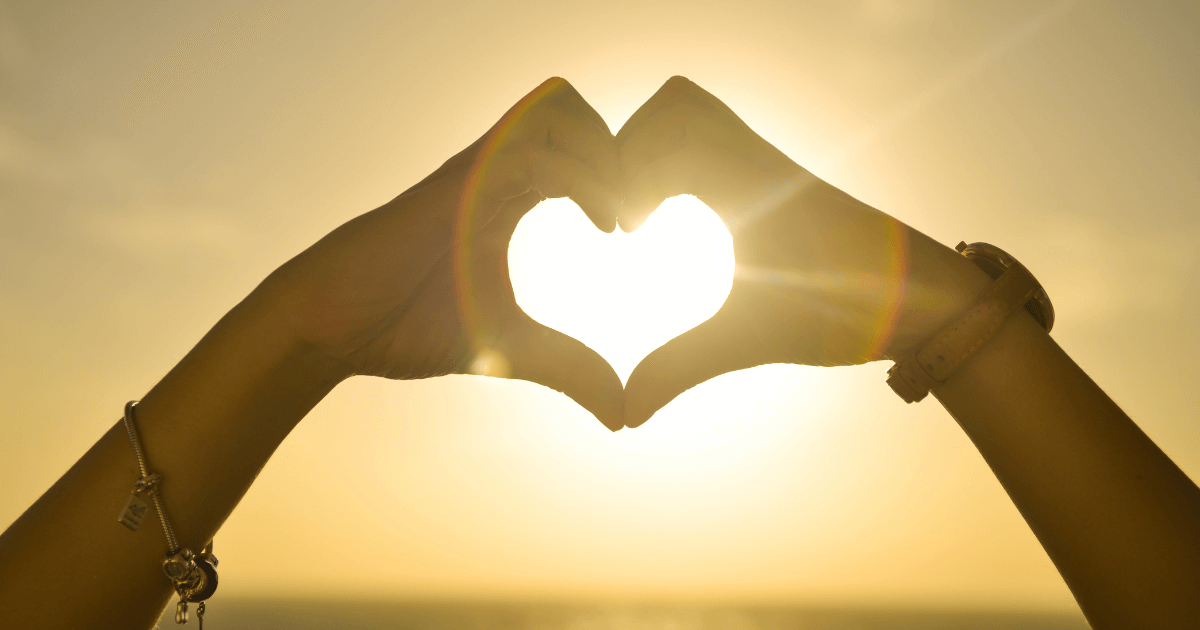 Does He Like Me? Quiz -15 Questions to Reveal His True Feelings